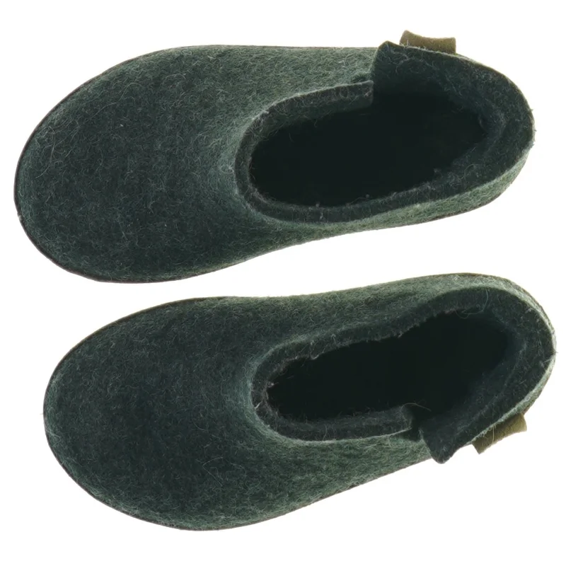 Hjemmesko / sutsko i filt (str. 20 cm)