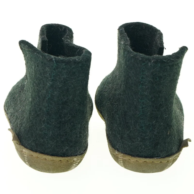 Hjemmesko / sutsko i filt (str. 20 cm)