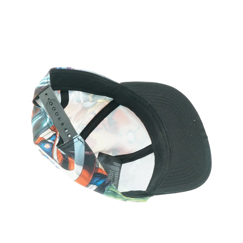 Avengers kasket fra H&M (str. Ø 19 cm)