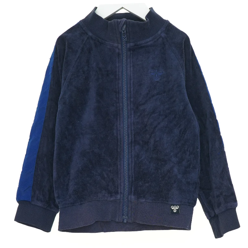 Trøje fra Hummel (str. 110 cm)