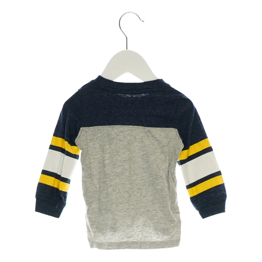 Bluse fra Carter's (str. 12 mdr.)