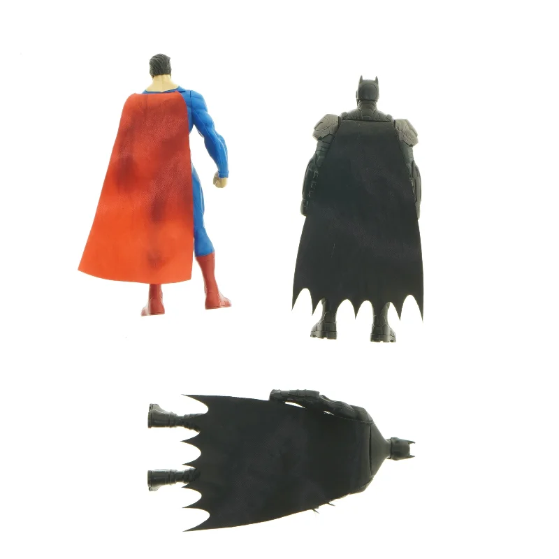 Superman og Batman actionfigurer (str. 15 cm)