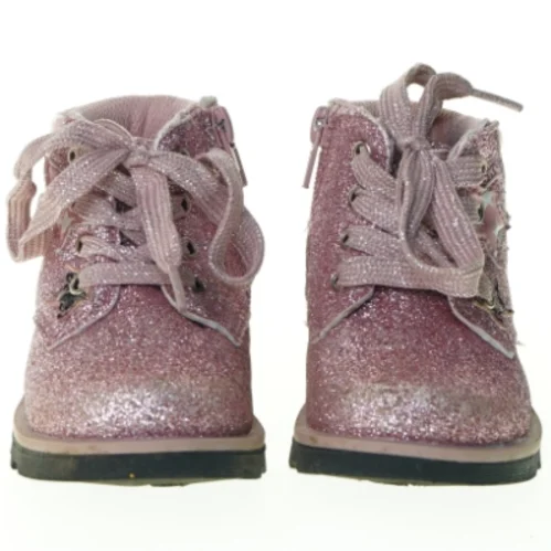 Sko fra Chicco (str. 23)