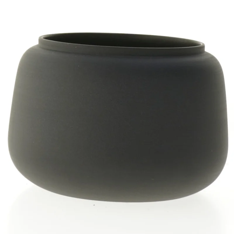 Sort keramikskål, Ditte Fischer Copenhagen (Ø 13 cm)