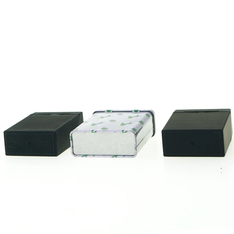 Tre cigaret etuier (str. 9 x 6 x 3 cm)