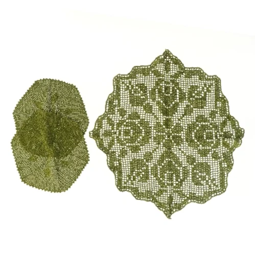Hæklede grønne duge og flakoner (str. 68x62 og 32x29 cm)