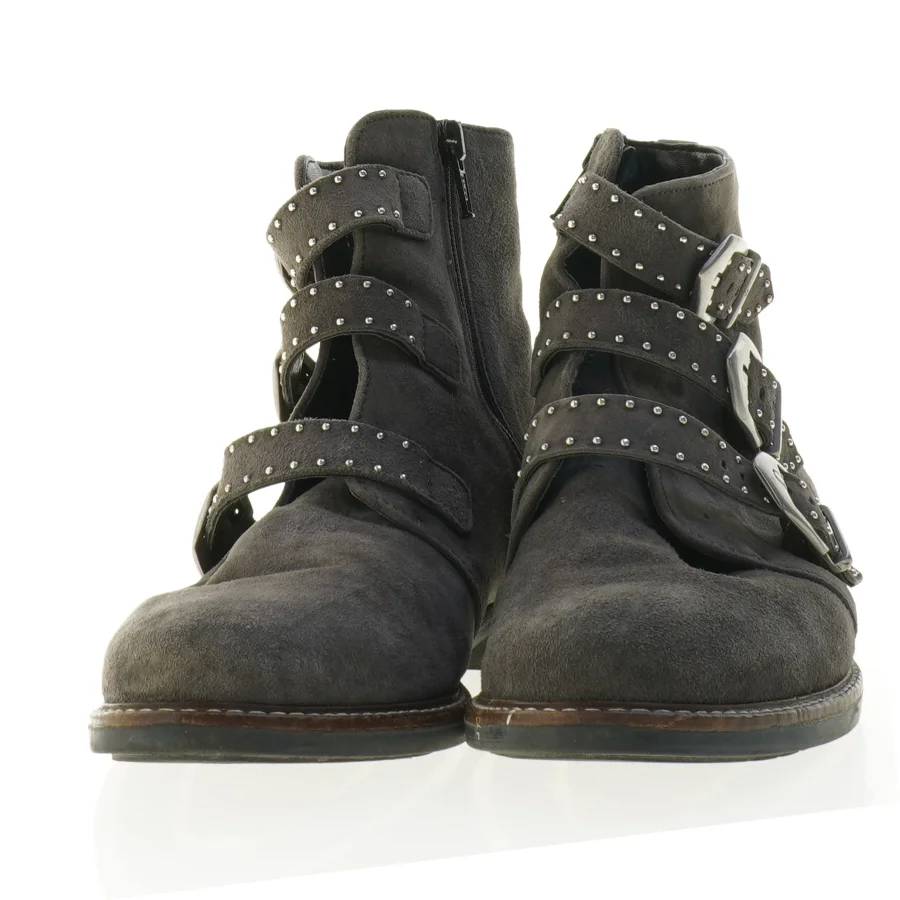 Støvler med nitter fra Free Flex (str. 38)