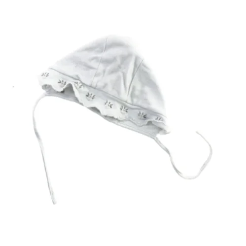 Babyhue fra H&M (str. 74)