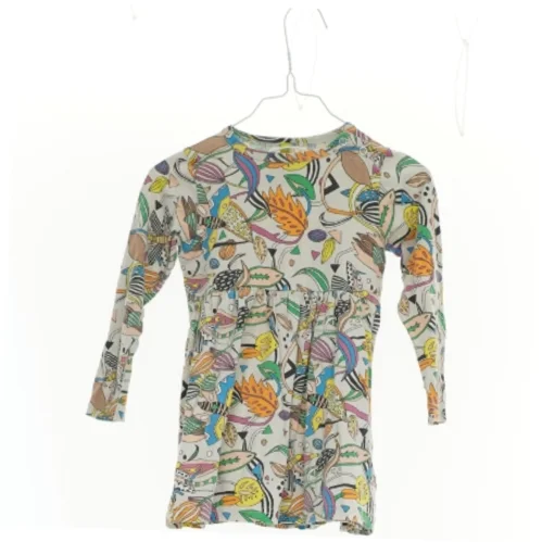 Kjole med farvestrålende blomstermotiv (str. 80)