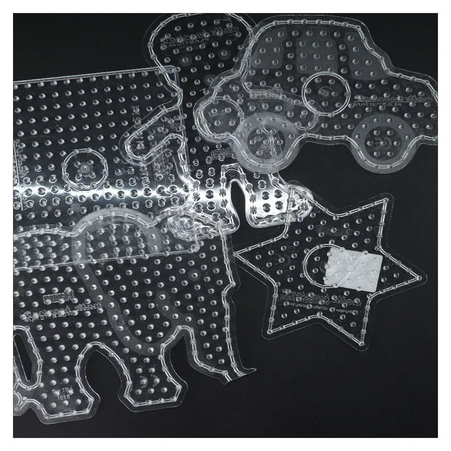 Perleplader former fra Hama (str. 19 cm)