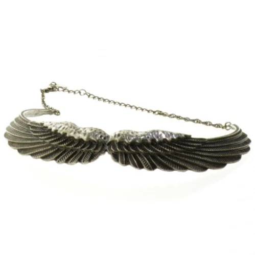 Halskæde med vinger fra Zara (str. 33 cm)