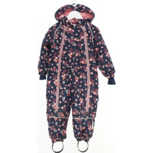 Blomstret flyverdragt til børn fra VRS (str. 92)