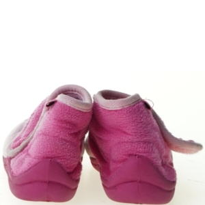 Gurli Gris sutsko med gummisål (str. 21)