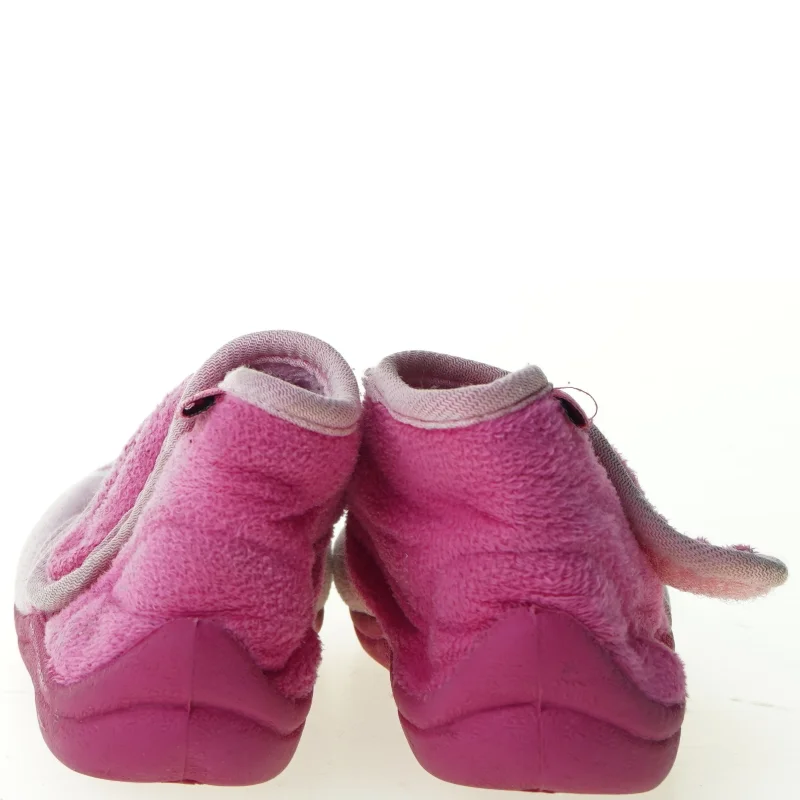 Gurli Gris sutsko med gummisål (str. 21)