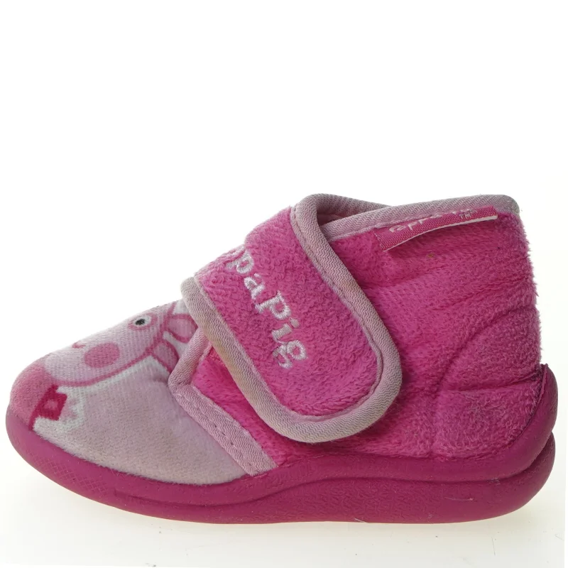 Gurli Gris sutsko med gummisål (str. 21)