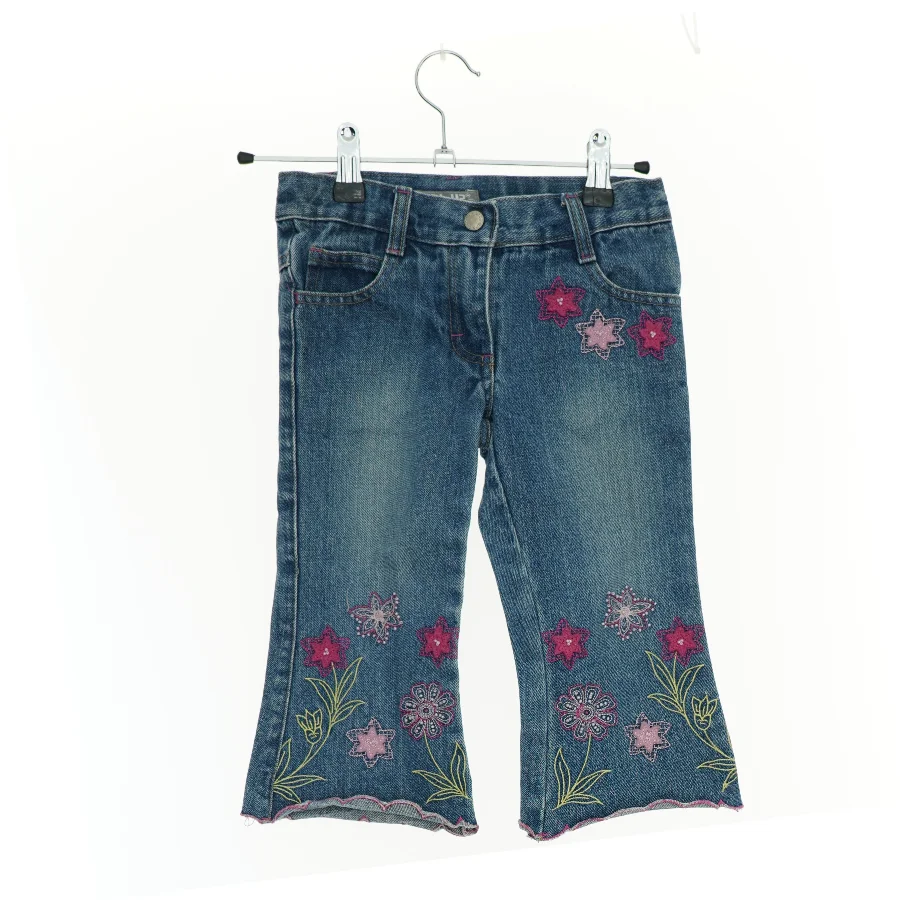 Bukser i blå denim med broderet blomstermotiv, Kids Up (str. 92 cm)
