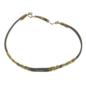 Læderbælte (str. 86 x 6 cm)