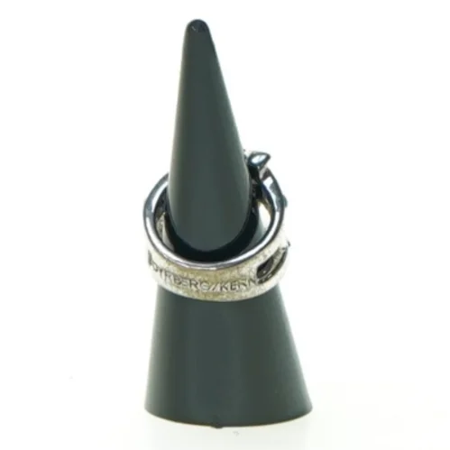 Ring fra Dyrberg Kern (Diameter 2 cm)