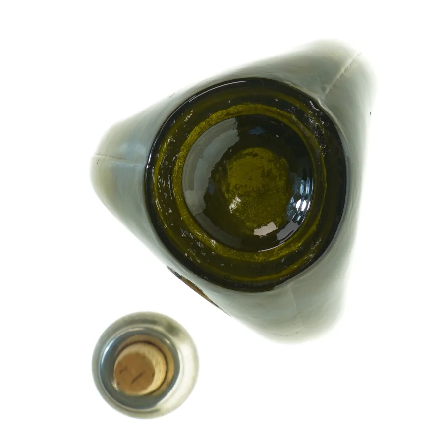 Dekorativ klukflaske / glaskaraffel med tinudsmykning (23x11 cm)