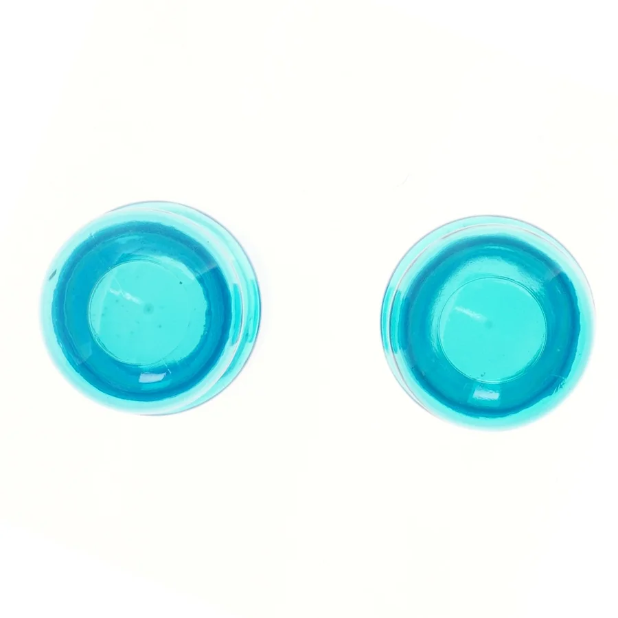 To turkise apotekerglas med låg