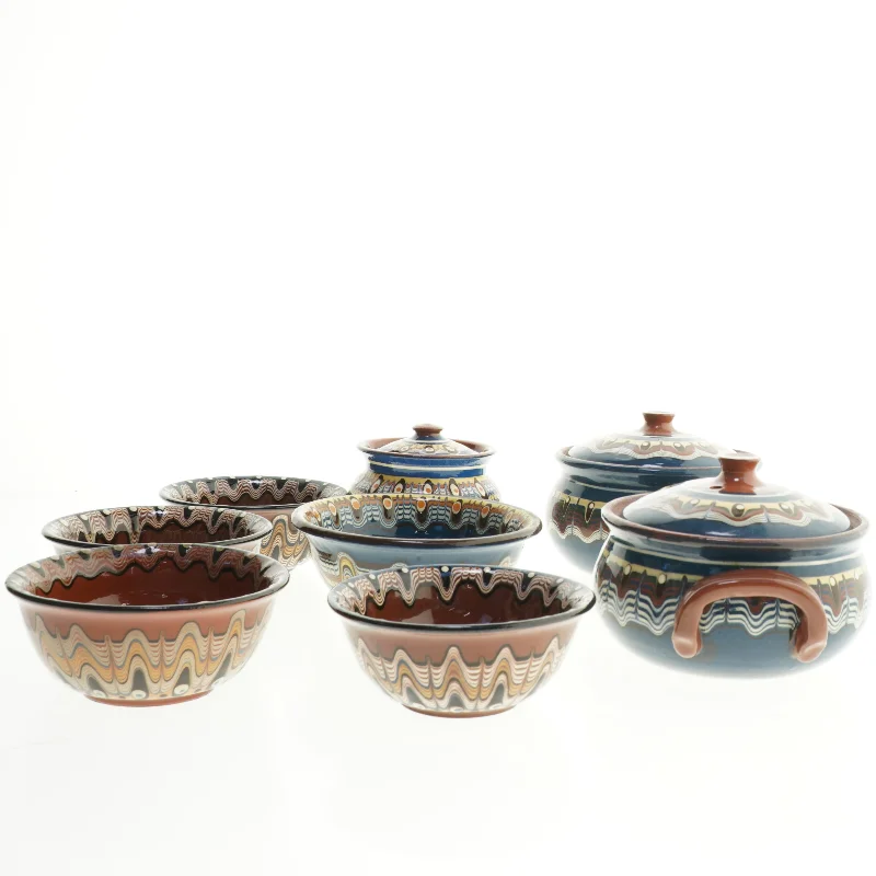 Sæt af bulgarsk håndmalet keramik (lerpotter / terriner, krukke og skåle)