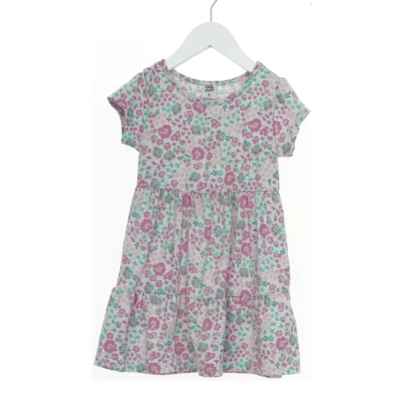 Blomstret børnekjole fra Kiki&koko (str. 98)