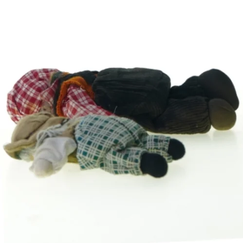 To dukker (højde 23 og 15 cm). 