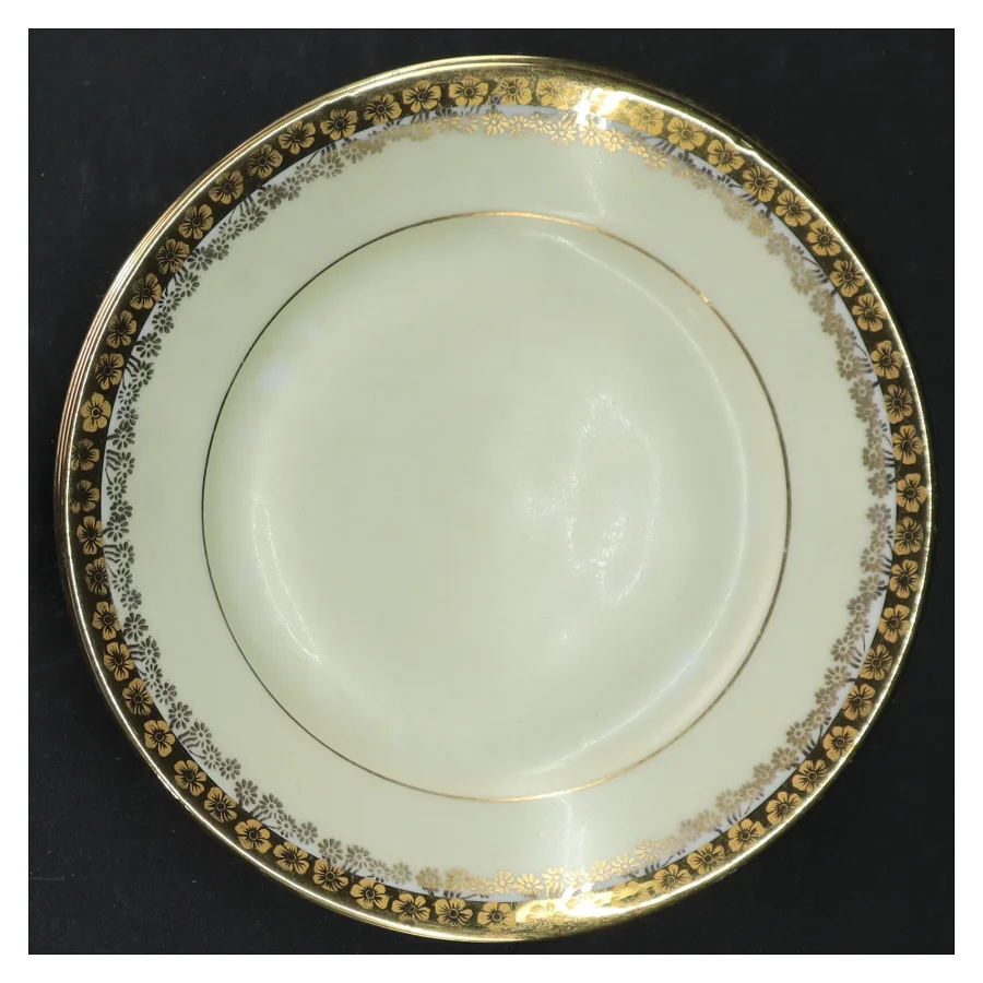 Porcelænstallerkener med guldkant