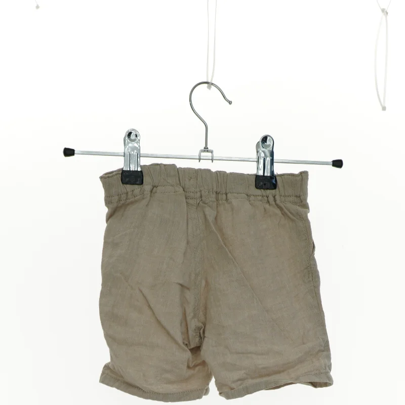 Shorts fra H&M (str. 74 cm)