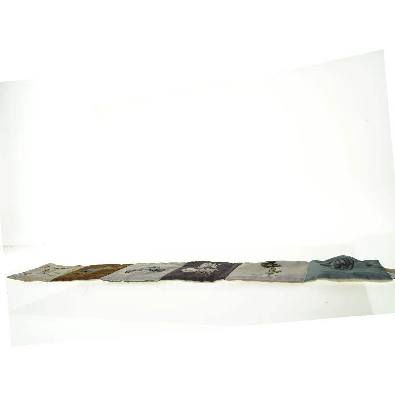 Baby sengerand med billeder fra Named (str. 85 x 15 cm)