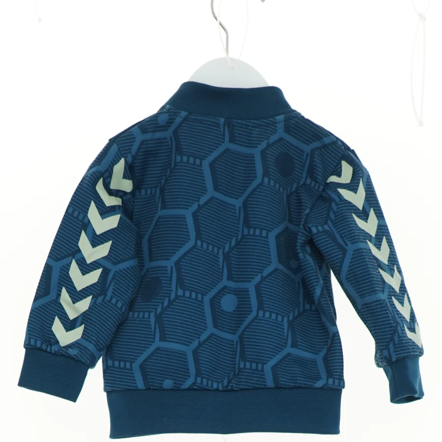 Trøje fra Hummel (str. 74 cm)