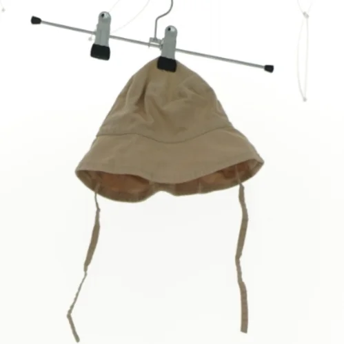 Solhat/bøllehat fra H&M (str. 80 cm)