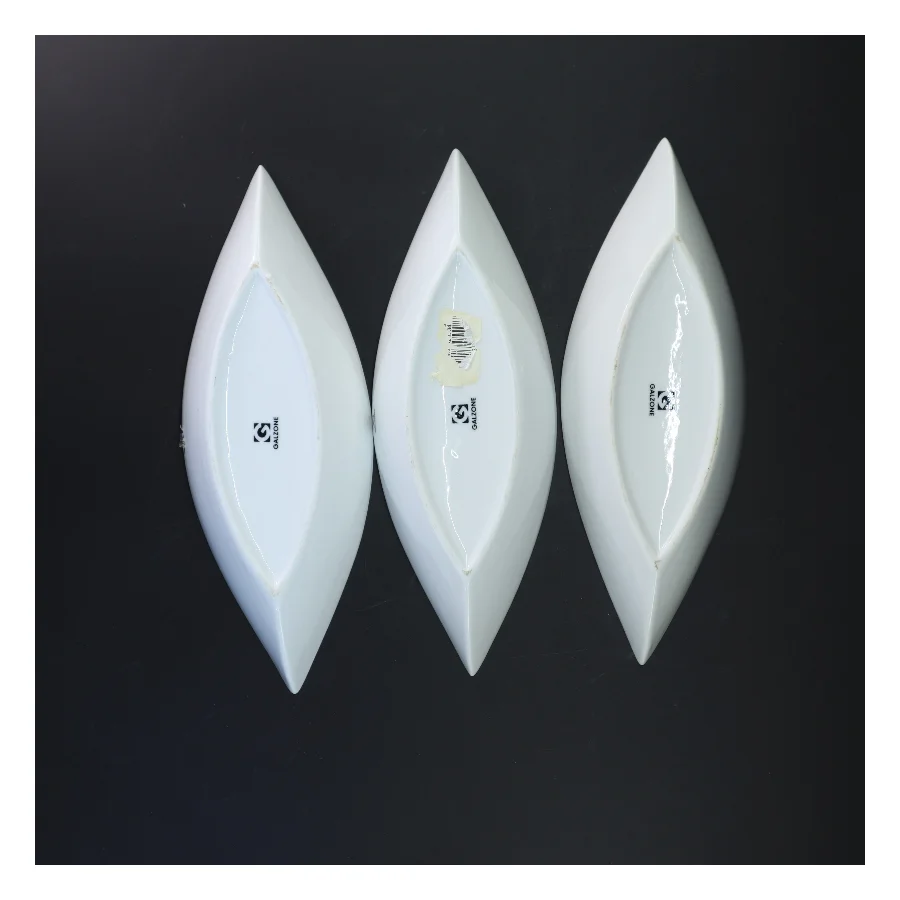 Lange hvide fade fra Calzone (str. 27 cm. 3 styk)