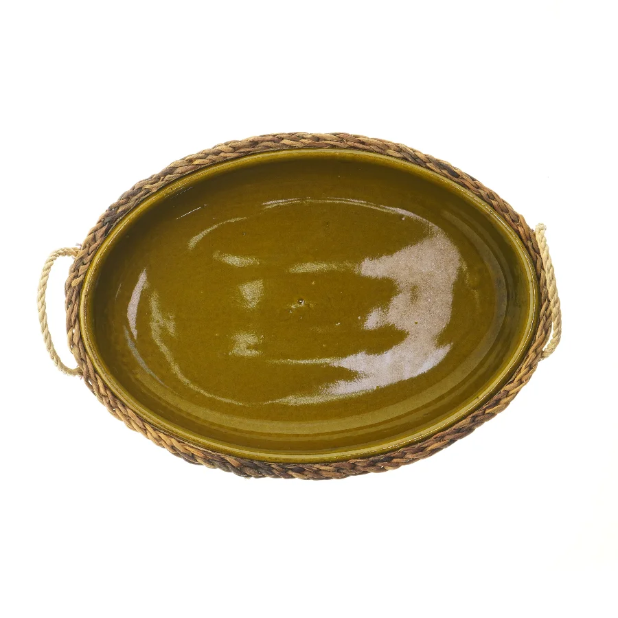 Flettet kurv med keramisk fad (str. 37,5x26 cm)