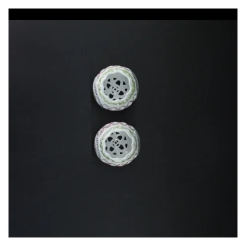 Blomster dekorerede vaser (str. Ø 8 cm. 2 styk)