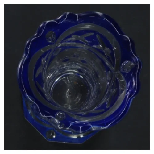 Dekorativ vase i glas (str. 18x7,5 cm)