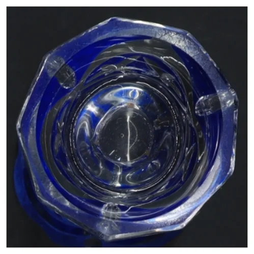 Dekorativ vase i glas (str. 18x7,5 cm)