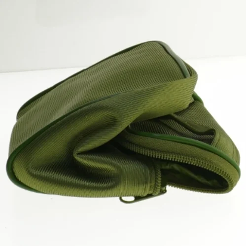 Grøn taske (str. 20x15 cm)