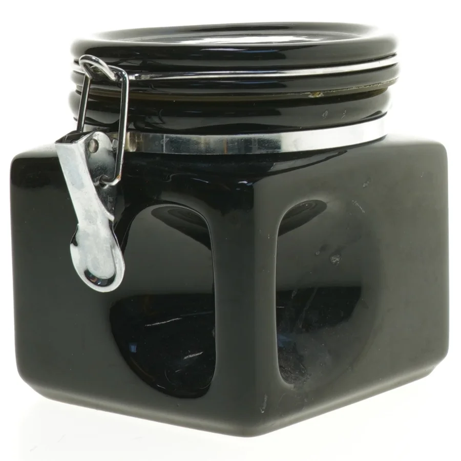 Kvadratisk sort opbevaringskrukke fra Oggi (str. 13x11,5 cm)