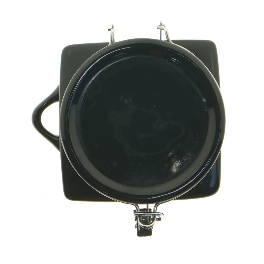 Kvadratisk sort opbevaringskrukke fra Oggi (str. 13x11,5 cm)