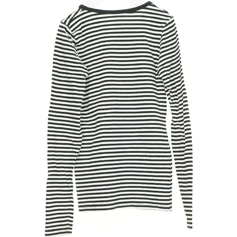 Bluse fra VRS (str. 140 cm)