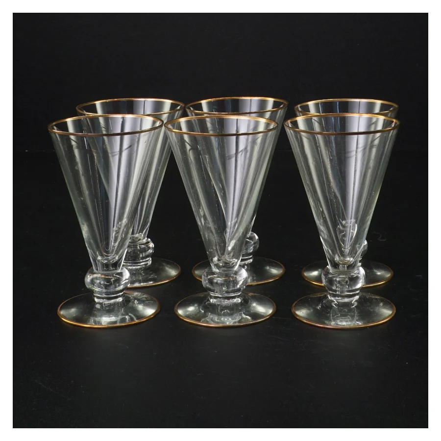 Vintageglas med guldkant (str. 10 x 6 cm)