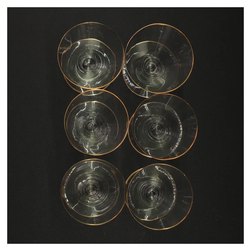 Vintageglas med guldkant (str. 10 x 6 cm)