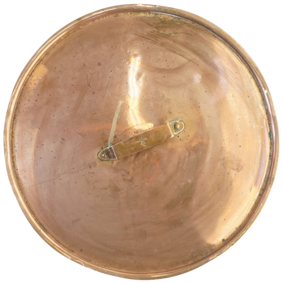 Låg i kobber, diameter 31 cm