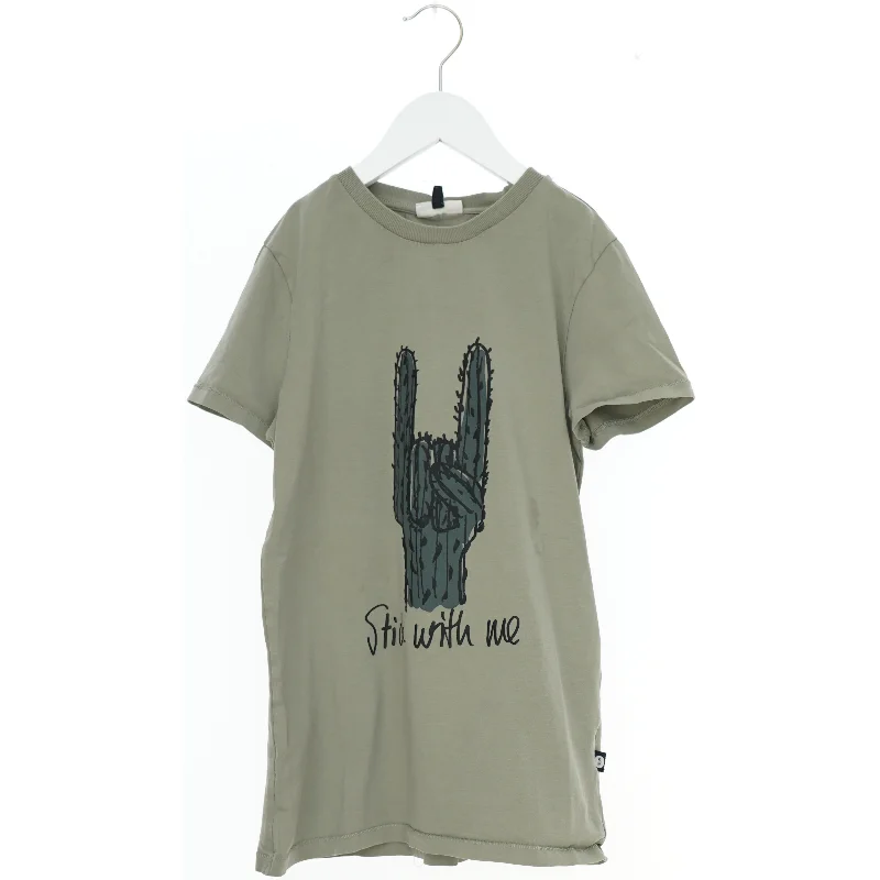 Grøn T-shirt med print fra Pomp de Lux (str. 164)