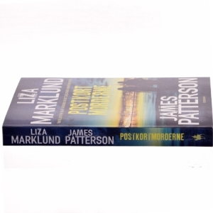 Postkortmorderne : krimi af Liza Marklund (Bog)