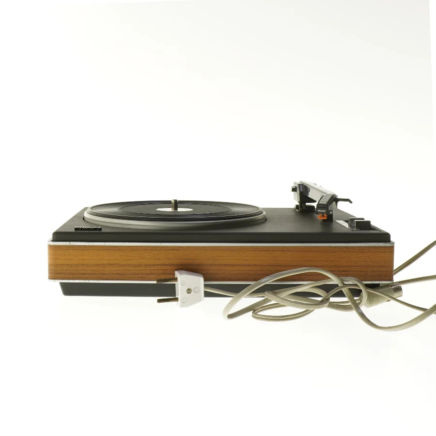 Philips pladespiller fra Philips (str. 34x24,5 cm)