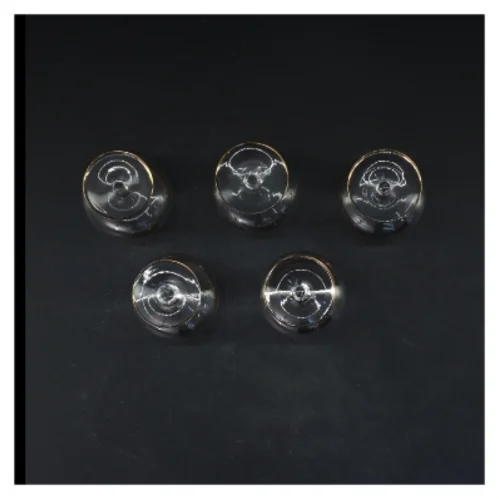 Små glas med guldkant (str. 5 styk. ø. 4,5 cm. længde. 8,5 cm)