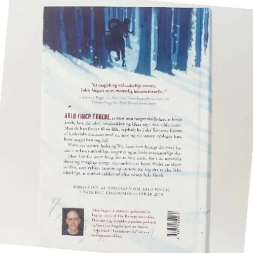 Arlo Finch i flammernes dal af John August (Bog)