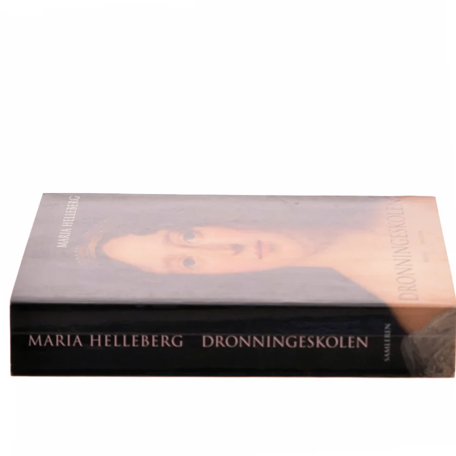 Dronningeskolen af Maria Helleberg (Bog)